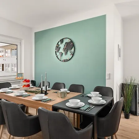 Homely-apartment Manhattanart, Zentral, Parkplatz, Billard,ps4, Dart, Balkon شقة