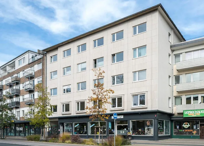 Homely-apartment Manhattanart, Zentral, Parkplatz, Billard,ps4, Dart, Balkon * Bielefeld