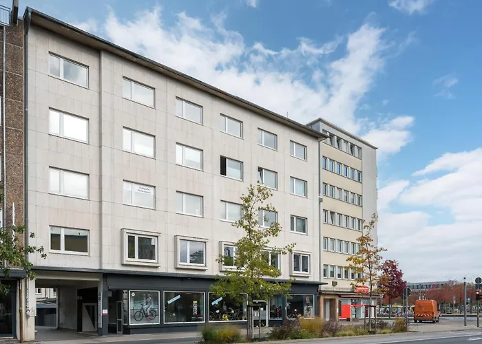 Apartment Homely-apartment Manhattanart, Zentral, Parkplatz, Billard,ps4, Dart, Balkon *