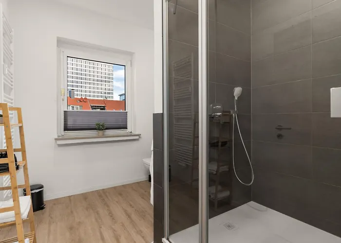 Homely-apartment Manhattanart, Zentral, Parkplatz, Billard,ps4, Dart, Balkon * Bielefeld